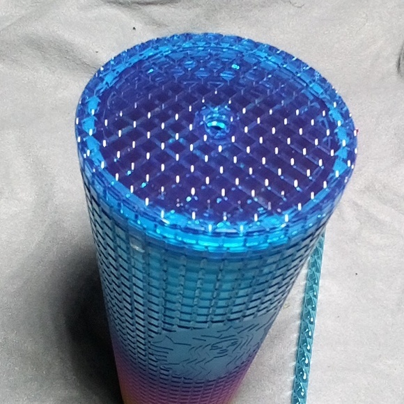 Starbucks 24oz. Tumblr Pride/Fierté 2023 - Picture 3 of 6